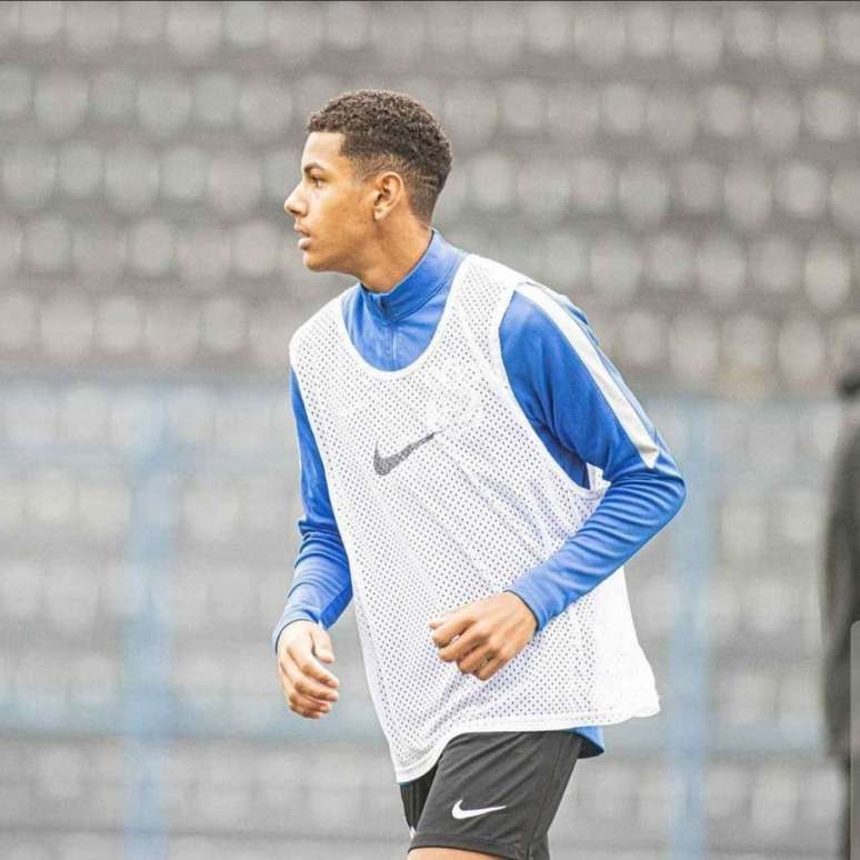 Corinthians emplaca três jogadores na convocação da Seleção Brasileira Sub-15