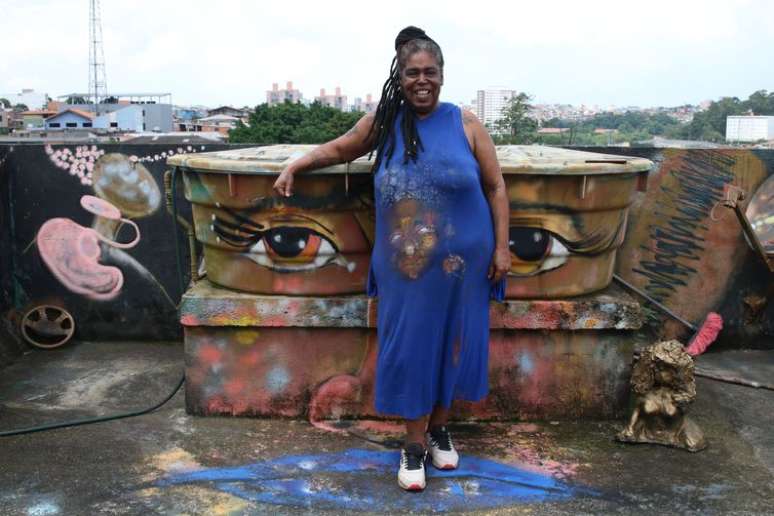 A grafiteira Nenesurreal fala sobre sua trajet&oacute;ria na casa ateli&ecirc; em Diadema