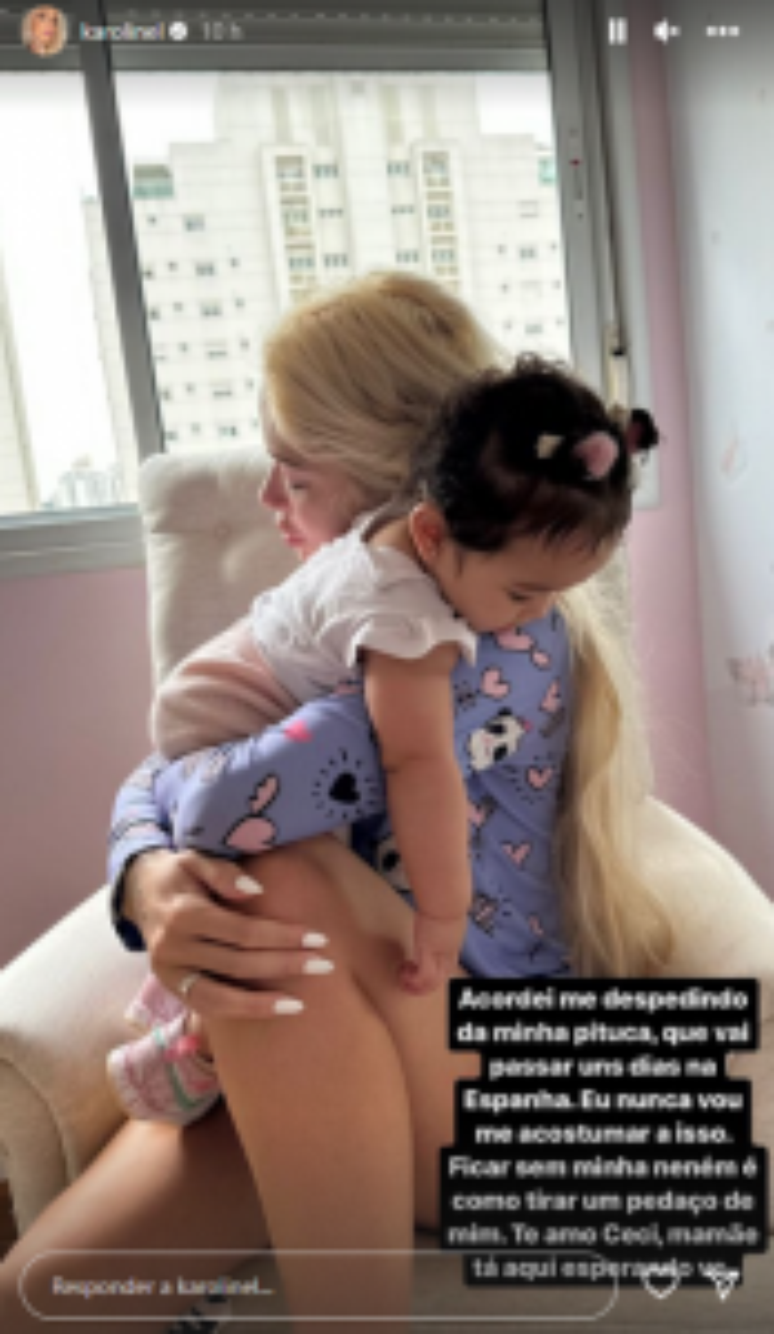 Karoline se despediu de filha nas redes sociais (Foto: Reprodução/Instagram)