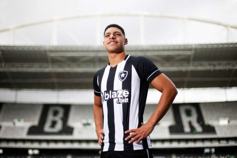 Luis Henrique conversou de forma exclusiva com o LANCE! (Foto: Vítor Silva/Botafogo)