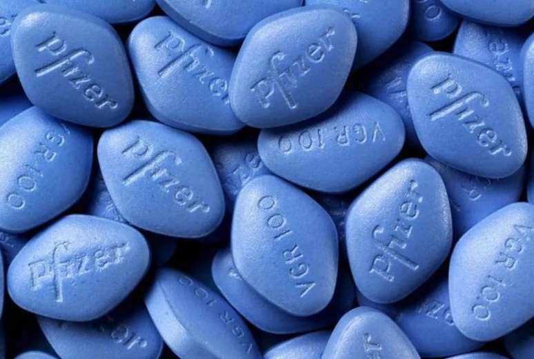 TCU: houve superfaturamento em compra de Viagra pelo governo Bolsonaro