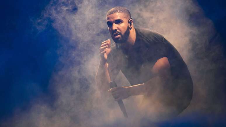 Sushi estragado, problemas técnicos e mais: o polêmico histórico de cancelamentos de Drake