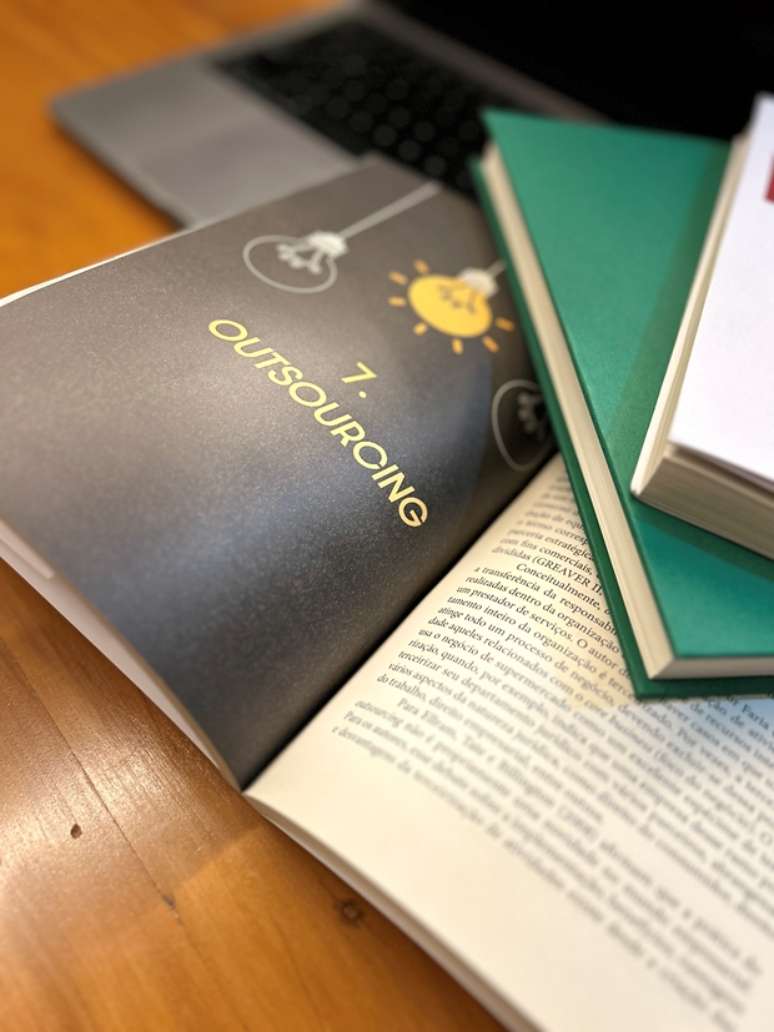 Book tackles outsourcing as a management tool