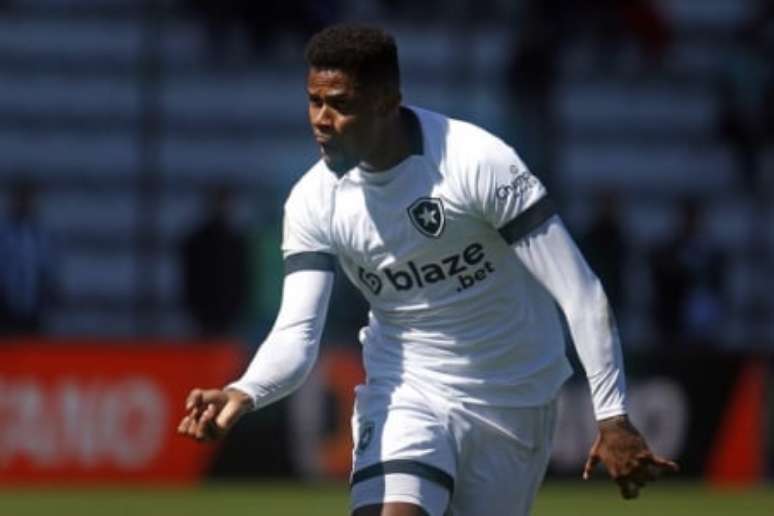 Júnior Santos pode voltar ao Botafogo (Foto: Vítor Silva/Botafogo) Júnior Santos pode voltar ao Botafogo (Foto: Vítor Silva/Botafogo)