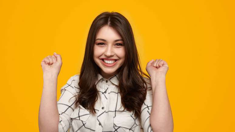 The Leo moon promotes self-confidence, enthusiasm and optimism to the zodiac