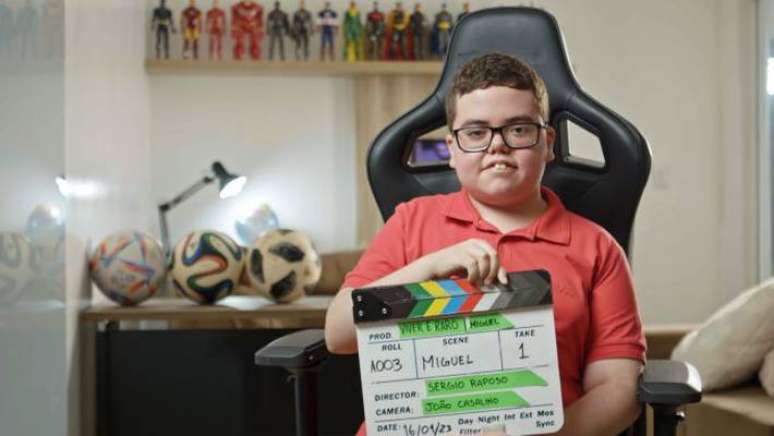 Miguel no s&eacute;timo epis&oacute;dio de 'Viver &eacute; Raro'