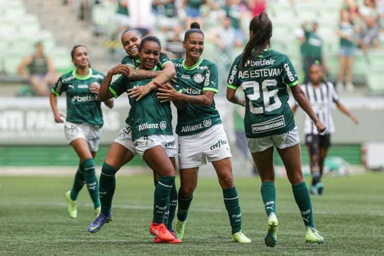 Palmeiras goleou o Ceará por 11 a 0 na tarde deste sábado (Foto: Rebeca Reis / Staff Images Woman / CBF)