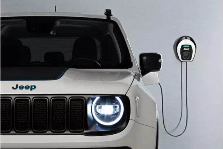 Hybrid Jeep Renegade: first it should arrive as an import, then it will be national Hybrid Jeep Renegade: first it should arrive as an import, then it will be national