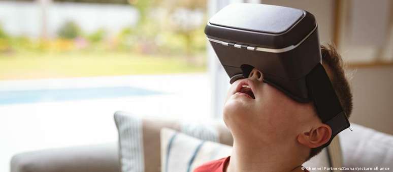Internet addiction among young people is growing in Germany after the covid