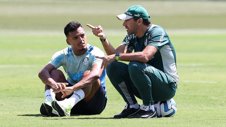 Palmeiras se reapresenta após derrota e volta as atenções para estreia da Libertadores