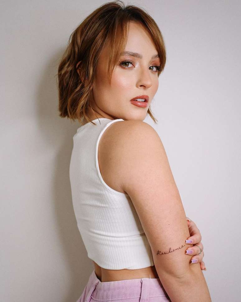 Larissa Manoela suffers an extortion attempt and calls the police