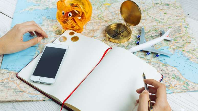 Gastar menos na hora de viajar vai ser muito importante este ano -