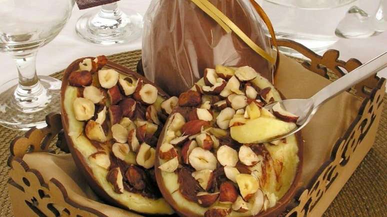 Ovo de P&aacute;scoa de chocolate ao leite com Nutella