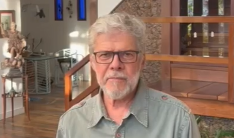 Jos&eacute; Mayer foi internado em um hospital da Zona Sul do Rio de Janeiro em mar&ccedil;o para uma nova etapa do tratamento da Granulomatose de Wegener.