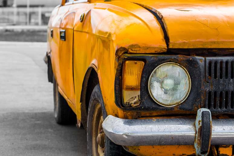 Governo estuda lançar programa de renovação da frota de carros.