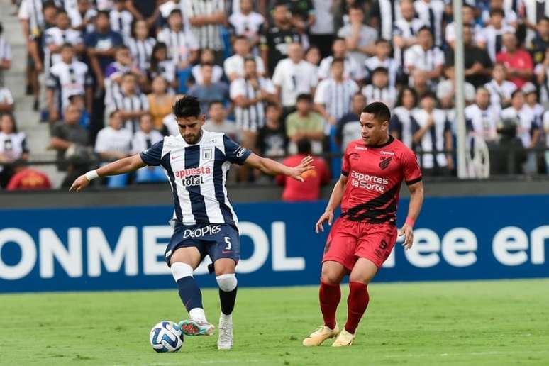 Libertadores: Flamengo empata com o Talleres e fica perto de vaga