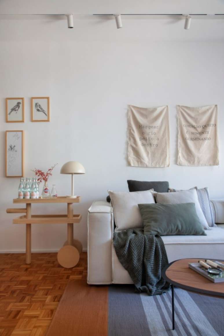 Project by João Panaggio.