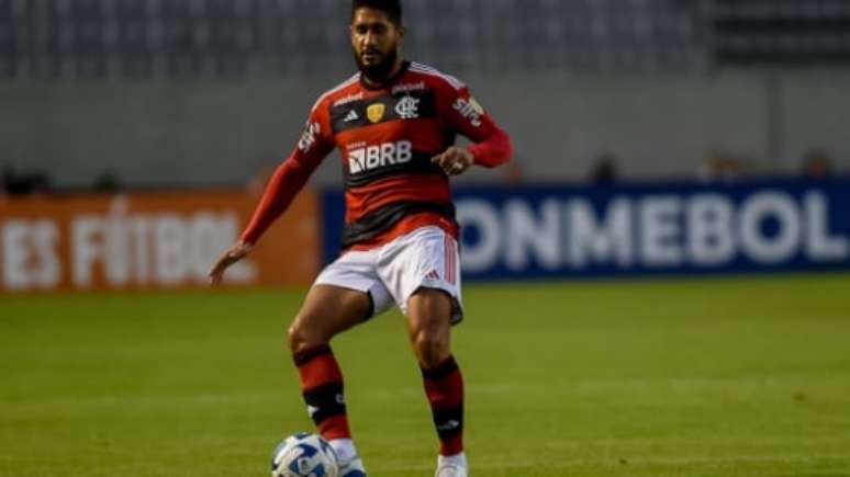 Pablo voltou aos gramados após período no DM e fez jogo muito abaixo (Foto: Marcelo Cortes/ CRF)