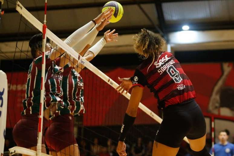 Fluminense e Sesc RJ Flamengo fazem clássico histórico nas quartas da Superliga feminina