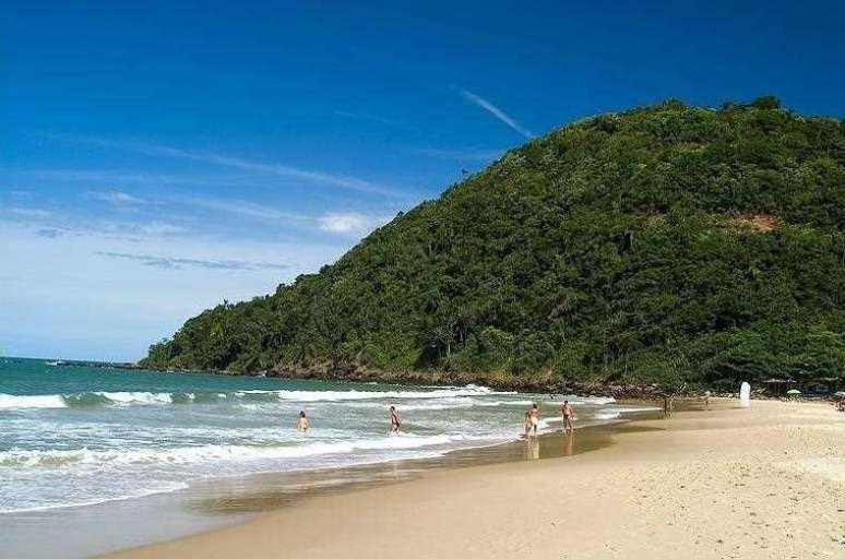 Praia dos Amores, em Balneário Camboriú