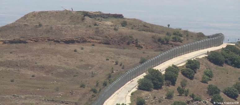 Israel carries out retaliatory attacks in Syria