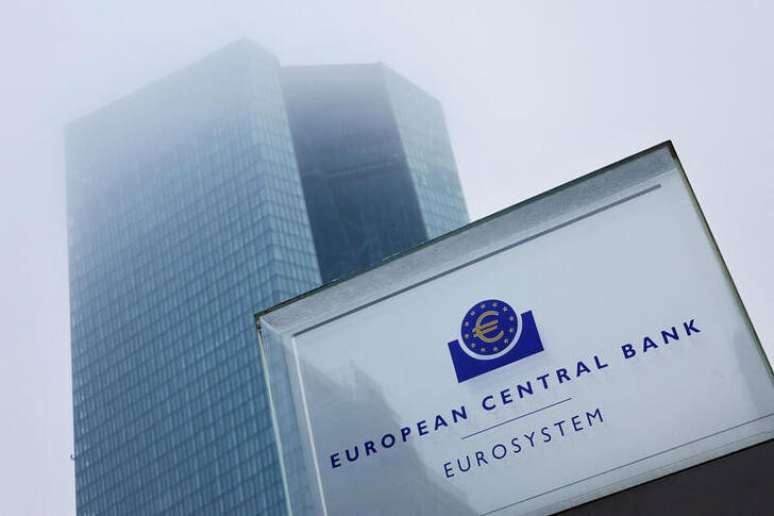 Prédio do Banco Central Europeu, em Frankfurt
15/12/2022
REUTERS/Wolfgang Rattay