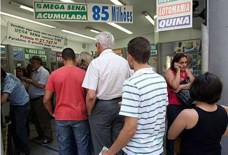 Governo aumenta em abril o preço das apostas na loteria
