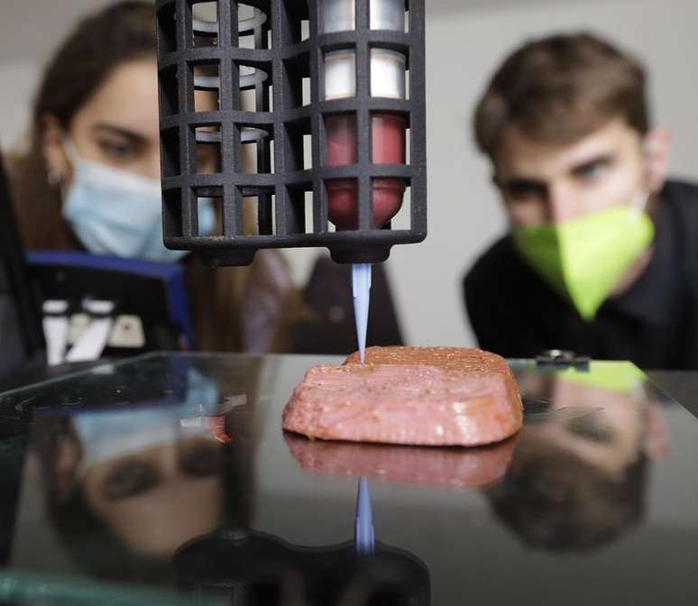 Carne produzida em impressora 3D 
