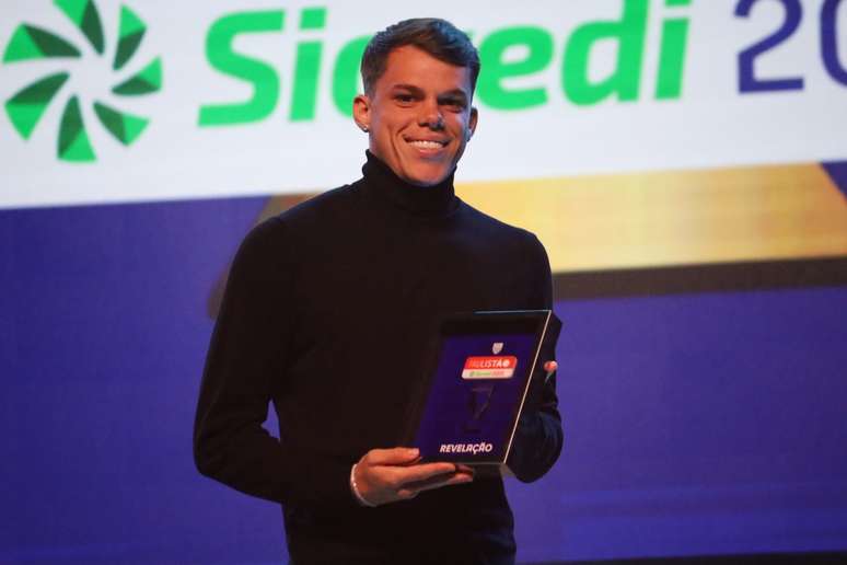 Palmeiras domina premiação do Paulistão, mas Abel Ferreira não