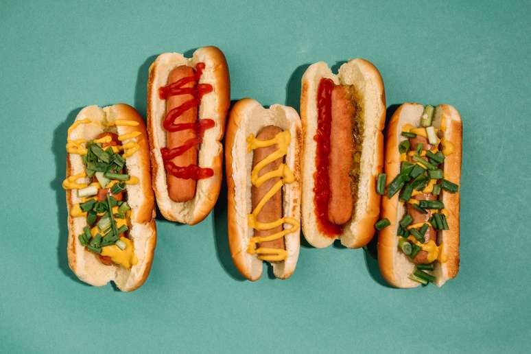 Chicago-Style Hot Dog: mais que um cachorro quente americano - Vou pra  Chicago