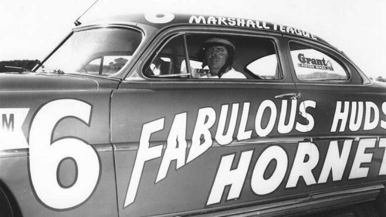 Marshall Teague com o Fabuloso Hudson Hornet