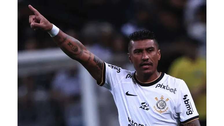 14º lugar: Paulinho (volante - Corinthians - 25 anos) - desvalorizou 3,3 milhões de euros (R$ 18 milhões) / atual valor de mercado: 1,2 milhões de euros (R$ 6,5 milhões) / queda de 73,3 % com relação ao valor anterior