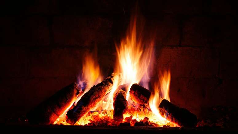 Fireplace: according to Feng Shui, why does it steal vital energy from the environment?