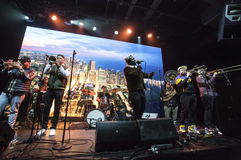 O Chicago Jazz Festival traz apresentações musicais ao Millennium Park