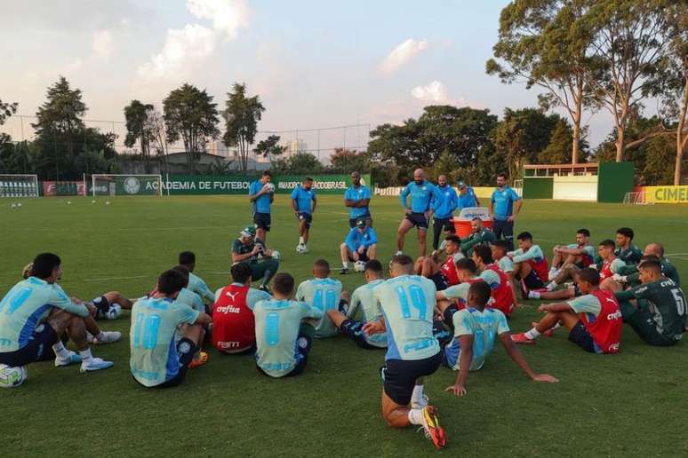 Palmeiras abafa euforia por título e inicia Copa do Brasil com missão de domar zebra