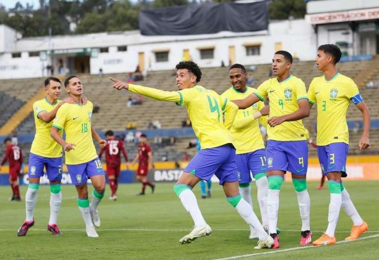 Jogo de hoje! Brasil x Paraguai: prováveis times e onde assistir