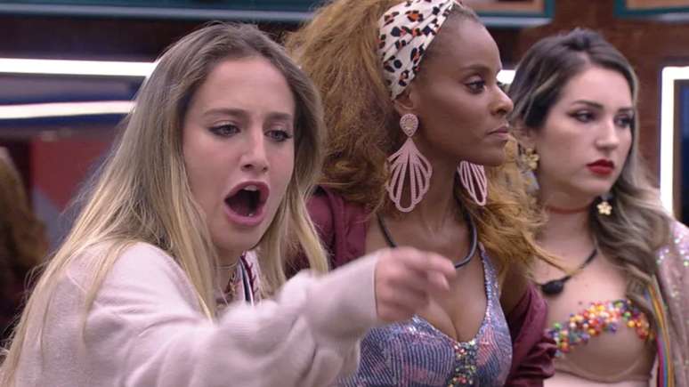 ‘BBB23’: Bruna Griphao yells at Cezar Black after overhearing a conversation about Larissa