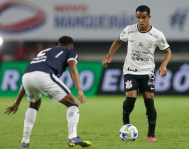 Uma semana após renovar o contrato com o Timão, Pedro foi titular pela primeira vez (Foto: Rodrigo Coca/Ag.Corinthians)