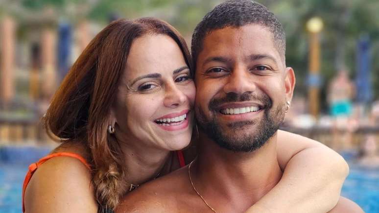 Viviane Araujo declares herself to her husband in a luxurious swimming pool: ‘Forever with you’