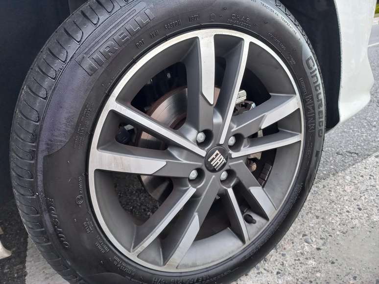 Fiat Cronos Drive 1.3 Autom&aacute;tico