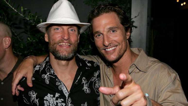 Matthew McConaughey e Woody Harrelson são irmãos?