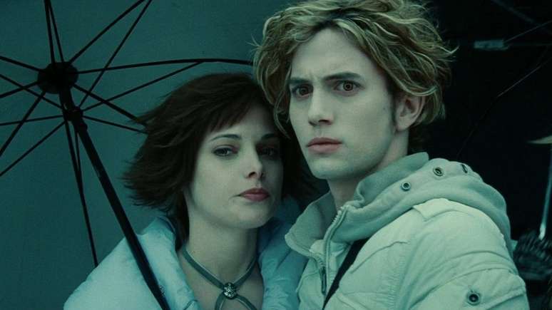 Ashley Greene e Jackson Rathbone como Alice e Jasper em Crepúsculo