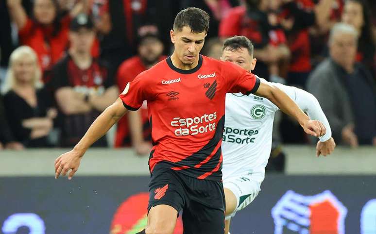 Athletico Paranaense - Dia de Furacão no #Brasileirão! PRA CIMA