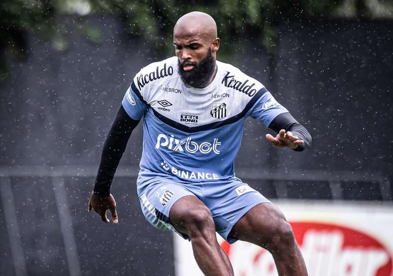 Messias underlines his pride in playing for Santos and celebrates his starting sequence: “Very gratifying”