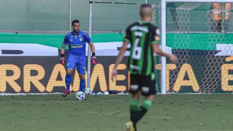 Fábio praticamente não trabalhou no segundo tempo (Foto: Marcelo Gonçalves/ Fluminense FC)