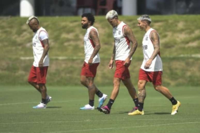 Pedro e Gabigol durante treino do Rubro-Negro (Foto: Marcelo Cortes/Flamengo)