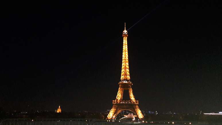 Torre Eiffel em Paris, na Fran&ccedil;a