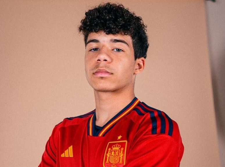 Jovem brilha nas categorias de base do Real Madrid (Foto: Divulgação)