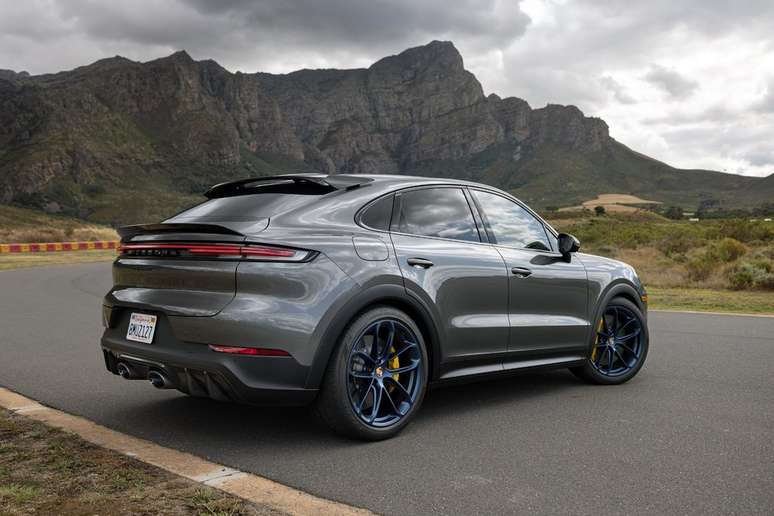 Porsche Cayenne Turbo GT 2024