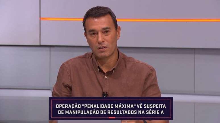 Rizek esteve na cobertura de um dos esquemas de corrupção no futebol brasileiro (Foto: Reprodução/SporTV)